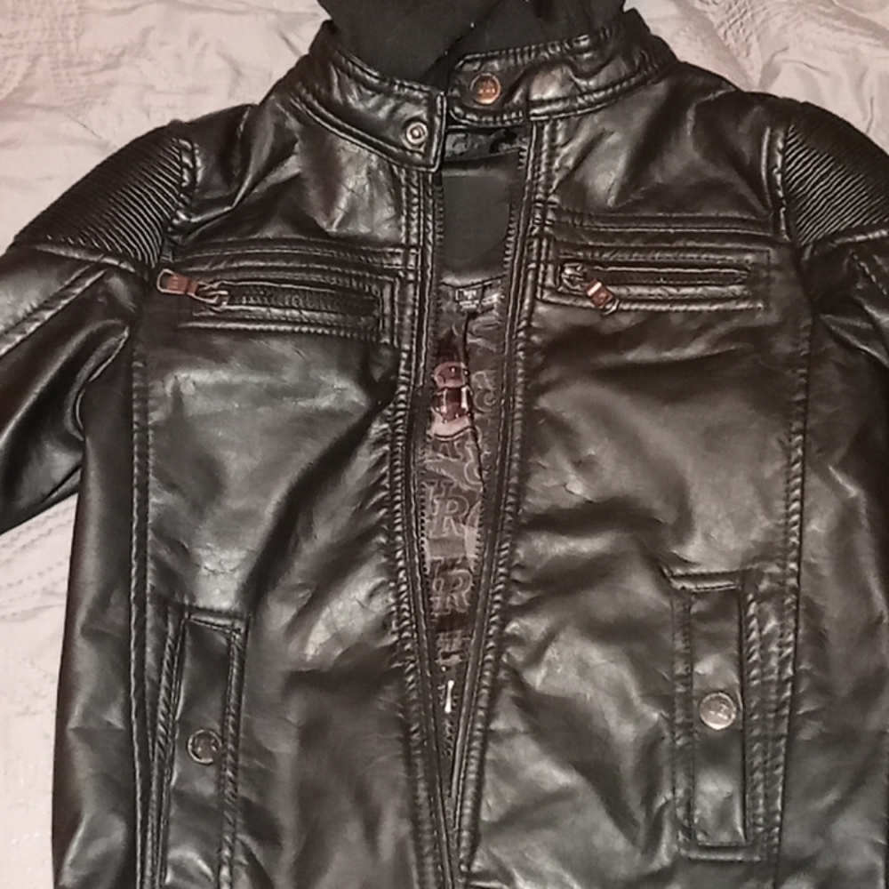 "Leather" jacket - Picture 4 of 4